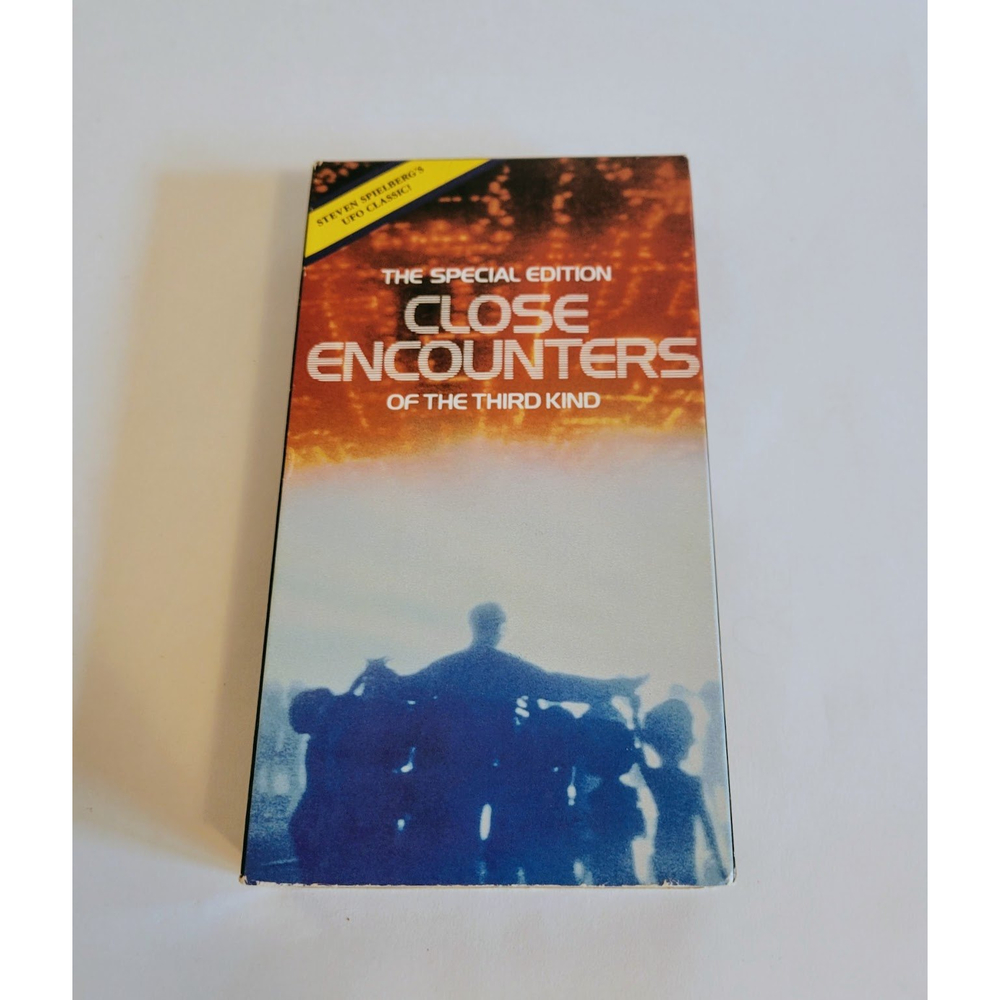 Vintage 1977 Close Encounters of the Third Kind VHS Movie. Steven Spielberg.